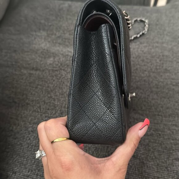 Chanel Black Caviar medium double flap handbag - Picture 4 of 8